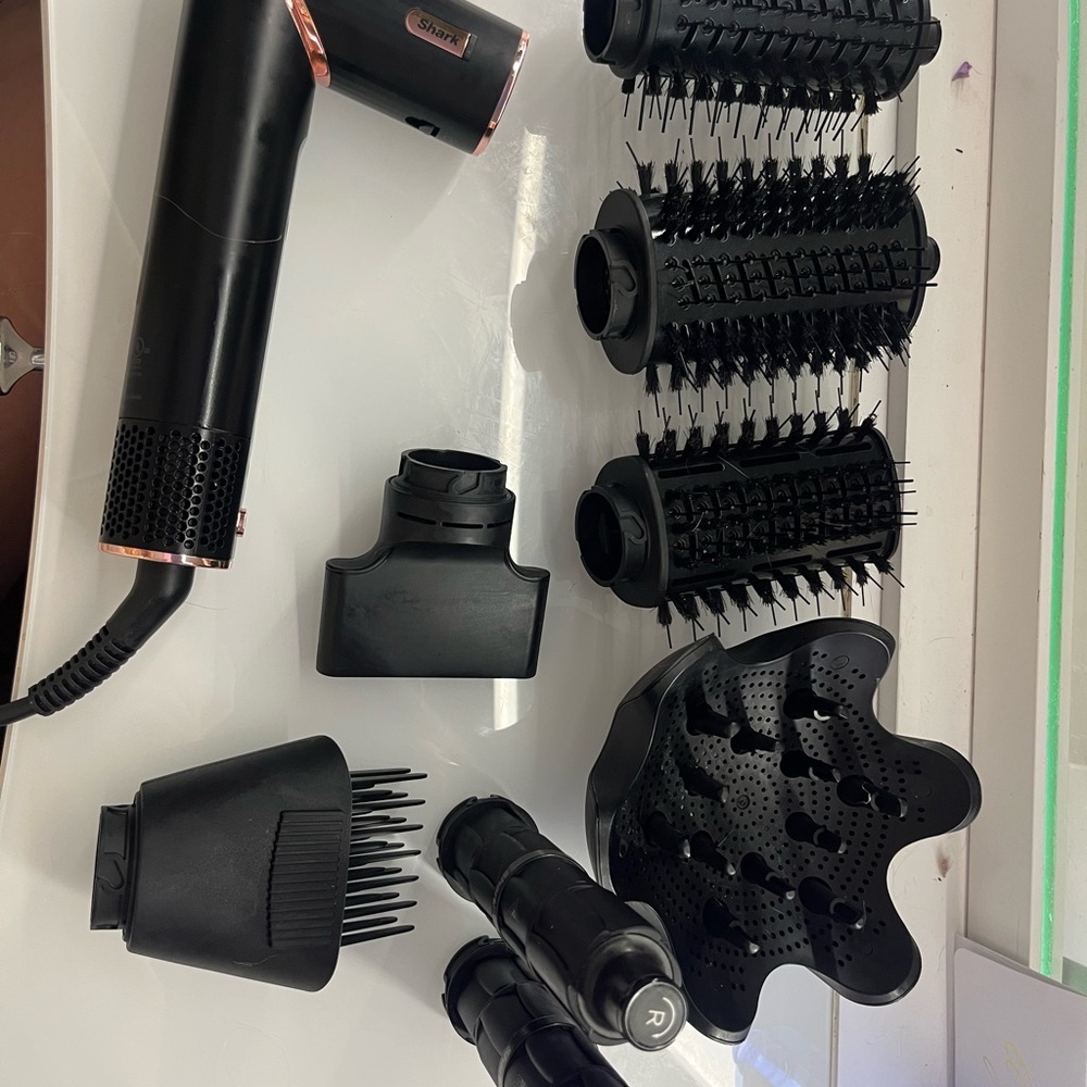 Shark blow dryer